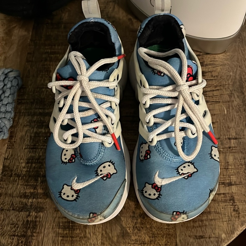 Nike Air Presto Hello Kitty